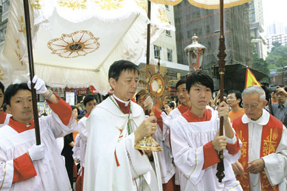 香港:韩大辉总主教来港主礼,圣安多尼堂