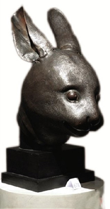 郎世宁修士作品十二生肖兔首,鼠首铜像将重返国内