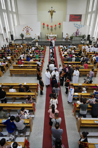 基督圣体圣血为主保的圣堂,也是教友坚持轮流排班24小时拜圣体的圣堂