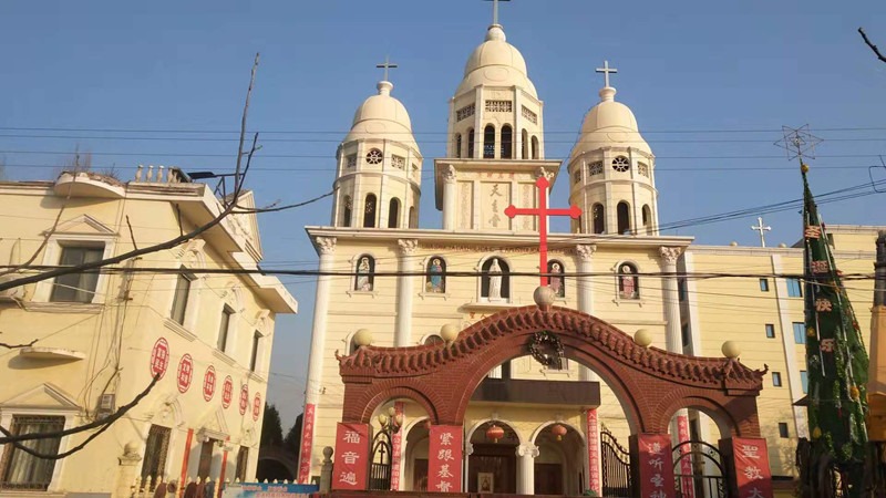 陕西三原教区大训堡堂区苏圣意神父带头捐款