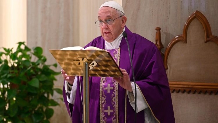 教宗清晨弥撒为孤单和内心恐惧的年长者祈祷