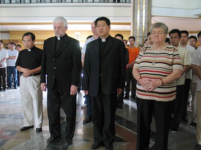 活动结束后,李连贵主教在接受采访时表示:"汶川地震将我们全国同胞的